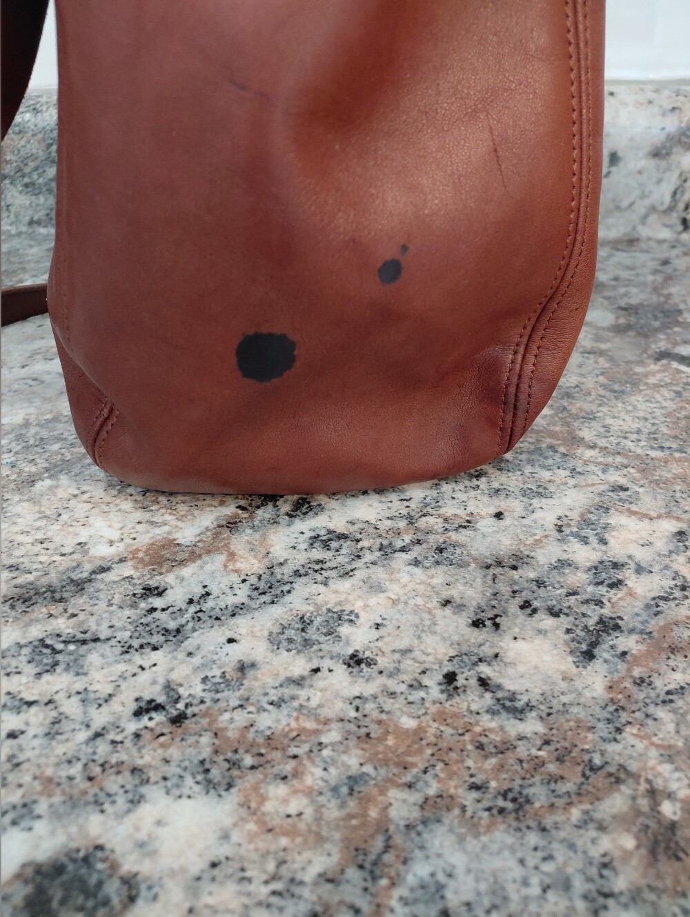 Coach Brown Leather Monterey Hobo with Gold Hardware ****Read**** - Picture 6 of 15